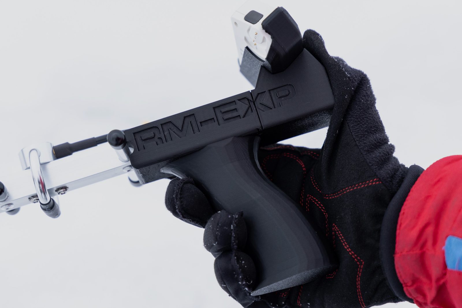 The printed grip held in one hand